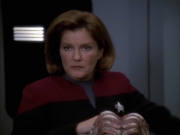 extant_StarTrek_VOY_7x09_7x10-FleshAndBlood_3266.jpg