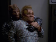 extant_StarTrek_VOY_7x09_7x10-FleshAndBlood_3282.jpg