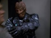 extant_StarTrek_VOY_7x09_7x10-FleshAndBlood_3297.jpg