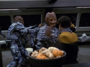 extant_StarTrek_VOY_7x09_7x10-FleshAndBlood_3301.jpg
