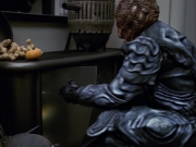 extant_StarTrek_VOY_7x09_7x10-FleshAndBlood_3314.jpg
