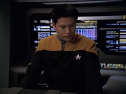 extant_StarTrek_VOY_7x09_7x10-FleshAndBlood_3324.jpg