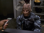 extant_StarTrek_VOY_7x09_7x10-FleshAndBlood_3359.jpg