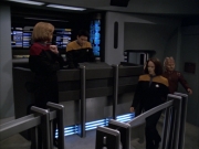 Filename=extant_StarTrek_VOY_7x09_7x10-FleshAndBlood_3365.jpg
Filesize=156KiB
Dimensions=1200x900
Date added=Jan 13, 2020 extant_StarTrek_VOY_7x09_7x10-FleshAndBlood_3365.jpg