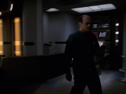 extant_StarTrek_VOY_7x09_7x10-FleshAndBlood_3594.jpg