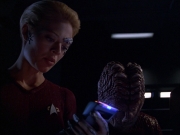 extant_StarTrek_VOY_7x09_7x10-FleshAndBlood_3818.jpg