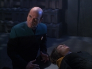 extant_StarTrek_VOY_7x09_7x10-FleshAndBlood_3865.jpg