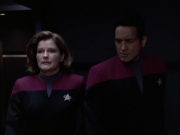 extant_StarTrek_VOY_7x09_7x10-FleshAndBlood_4026.jpg