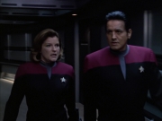extant_StarTrek_VOY_7x09_7x10-FleshAndBlood_4058.jpg