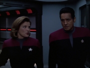 extant_StarTrek_VOY_7x09_7x10-FleshAndBlood_4063.jpg