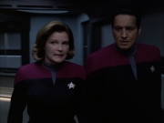 extant_StarTrek_VOY_7x09_7x10-FleshAndBlood_4065.jpg