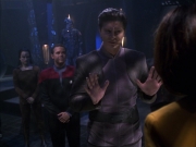 extant_StarTrek_VOY_7x09_7x10-FleshAndBlood_4320.jpg