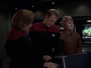 extant_StarTrek_VOY_7x09_7x10-FleshAndBlood_4365.jpg