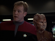 extant_StarTrek_VOY_7x09_7x10-FleshAndBlood_4409.jpg