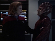 extant_StarTrek_VOY_7x09_7x10-FleshAndBlood_4596.jpg