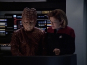 Filename=extant_StarTrek_VOY_7x09_7x10-FleshAndBlood_4605.jpg
Filesize=150KiB
Dimensions=1200x900
Date added=Jan 13, 2020 extant_StarTrek_VOY_7x09_7x10-FleshAndBlood_4605.jpg