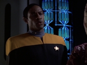 extant_StarTrek_VOY_7x09_7x10-FleshAndBlood_4617.jpg