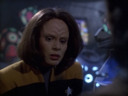 extant_StarTrek_VOY_7x09_7x10-FleshAndBlood_4828.jpg