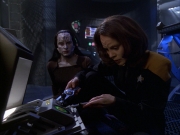 Filename=extant_StarTrek_VOY_7x09_7x10-FleshAndBlood_5200.jpg
Filesize=159KiB
Dimensions=1200x900
Date added=Jan 13, 2020 extant_StarTrek_VOY_7x09_7x10-FleshAndBlood_5200.jpg