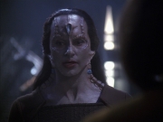 extant_StarTrek_VOY_7x09_7x10-FleshAndBlood_5274.jpg