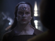 extant_StarTrek_VOY_7x09_7x10-FleshAndBlood_5298.jpg
