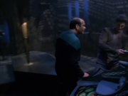 extant_StarTrek_VOY_7x09_7x10-FleshAndBlood_5305.jpg