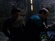 extant_StarTrek_VOY_7x09_7x10-FleshAndBlood_5318.jpg