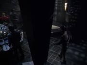 extant_StarTrek_VOY_7x09_7x10-FleshAndBlood_5454.jpg