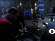 extant_StarTrek_VOY_7x09_7x10-FleshAndBlood_5756.jpg