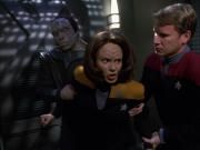 extant_StarTrek_VOY_7x09_7x10-FleshAndBlood_5776.jpg