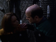 extant_StarTrek_VOY_7x09_7x10-FleshAndBlood_5886.jpg