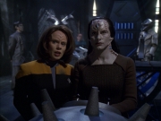 Filename=extant_StarTrek_VOY_7x09_7x10-FleshAndBlood_5914.jpg
Filesize=156KiB
Dimensions=1200x900
Date added=Jan 13, 2020 extant_StarTrek_VOY_7x09_7x10-FleshAndBlood_5914.jpg