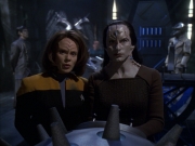 extant_StarTrek_VOY_7x09_7x10-FleshAndBlood_5919.jpg