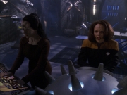 Filename=extant_StarTrek_VOY_7x09_7x10-FleshAndBlood_6444.jpg
Filesize=156KiB
Dimensions=1200x900
Date added=Jan 13, 2020 extant_StarTrek_VOY_7x09_7x10-FleshAndBlood_6444.jpg