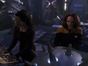 Filename=extant_StarTrek_VOY_7x09_7x10-FleshAndBlood_6447.jpg
Filesize=155KiB
Dimensions=1200x900
Date added=Jan 13, 2020 extant_StarTrek_VOY_7x09_7x10-FleshAndBlood_6447.jpg