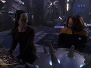 Filename=extant_StarTrek_VOY_7x09_7x10-FleshAndBlood_6450.jpg
Filesize=152KiB
Dimensions=1200x900
Date added=Jan 13, 2020 extant_StarTrek_VOY_7x09_7x10-FleshAndBlood_6450.jpg