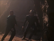 extant_StarTrek_VOY_7x09_7x10-FleshAndBlood_6459.jpg