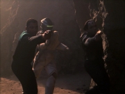 extant_StarTrek_VOY_7x09_7x10-FleshAndBlood_6460.jpg