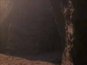 extant_StarTrek_VOY_7x09_7x10-FleshAndBlood_6462.jpg