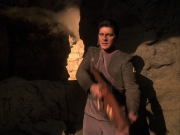 extant_StarTrek_VOY_7x09_7x10-FleshAndBlood_6554.jpg