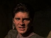 extant_StarTrek_VOY_7x09_7x10-FleshAndBlood_6561.jpg