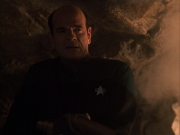 extant_StarTrek_VOY_7x09_7x10-FleshAndBlood_6613.jpg