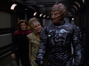 extant_StarTrek_VOY_7x09_7x10-FleshAndBlood_6672.jpg