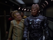 extant_StarTrek_VOY_7x09_7x10-FleshAndBlood_6680.jpg