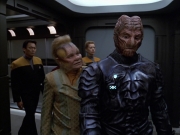extant_StarTrek_VOY_7x09_7x10-FleshAndBlood_6687.jpg