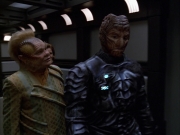 extant_StarTrek_VOY_7x09_7x10-FleshAndBlood_6691.jpg