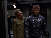 extant_StarTrek_VOY_7x09_7x10-FleshAndBlood_6693.jpg