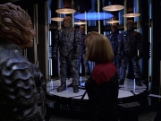 extant_StarTrek_VOY_7x09_7x10-FleshAndBlood_6703.jpg