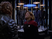 extant_StarTrek_VOY_7x09_7x10-FleshAndBlood_6705.jpg