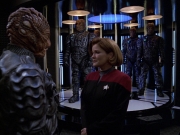 extant_StarTrek_VOY_7x09_7x10-FleshAndBlood_6721.jpg
